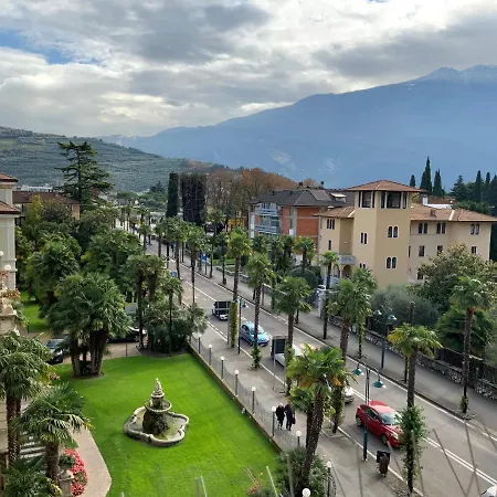 Residenza Alto Garda Aparthotel Riva del Garda Exterior photo